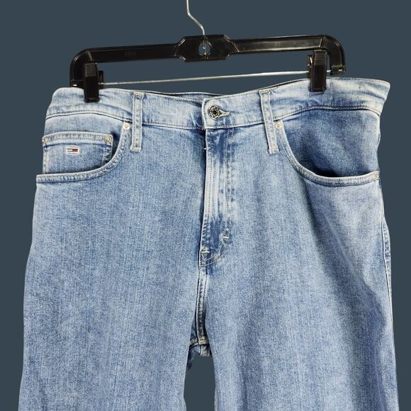 Women's Tommy Jeans Betsy Mid Rise Denim Pants Size 33 X 32 Light Blue - Picture 6 of 9